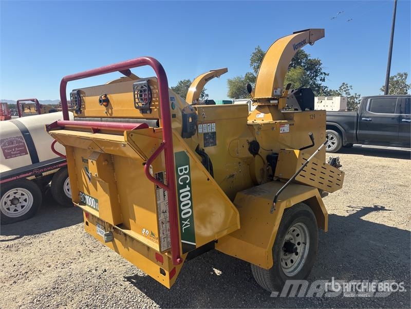 Vermeer BC1000XL Tow-Behind Wood Chipper Puiduhakkurid