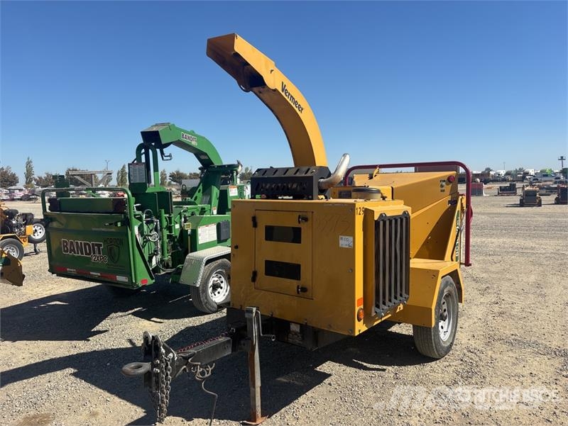 Vermeer BC1000XL Tow-Behind Wood Chipper Puiduhakkurid