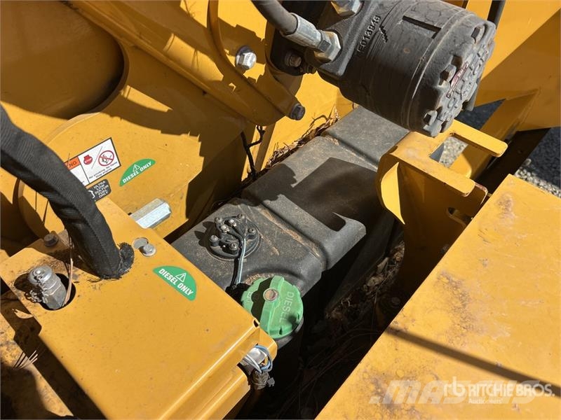 Vermeer BC1000XL Tow-Behind Wood Chipper Puiduhakkurid