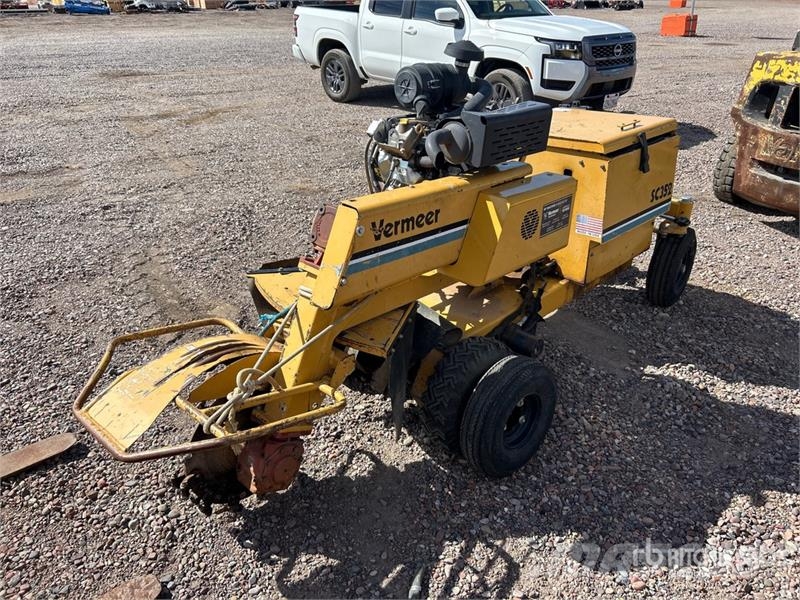 Vermeer BC1000XL Walk Behind Stump Grinder Gradas vibratorias / rotocultivadoras