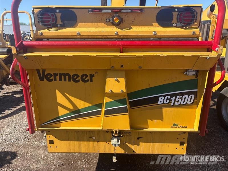 Vermeer BC1500XL Tow-Behind Wood Chipper Fliskuttere