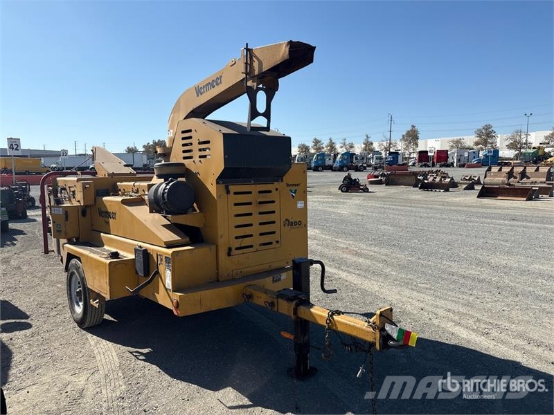 Vermeer BC1800XL Tow-Behind Wood Chipper (Inoperable) Koksnes šķeldotāji