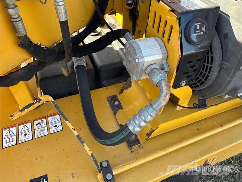 Vermeer BC600XL Tow-Behind Wood Chipper Medienos smulkintuvai
