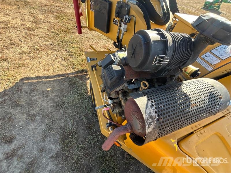 Vermeer BC600XL Tow-Behind Wood Chipper Medienos smulkintuvai