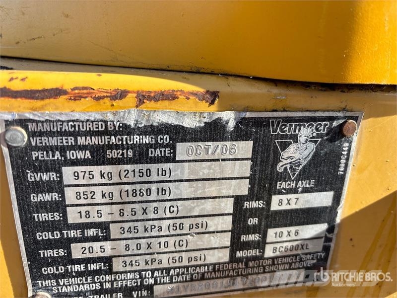 Vermeer BC600XL Tow-Behind Wood Chipper Medienos smulkintuvai
