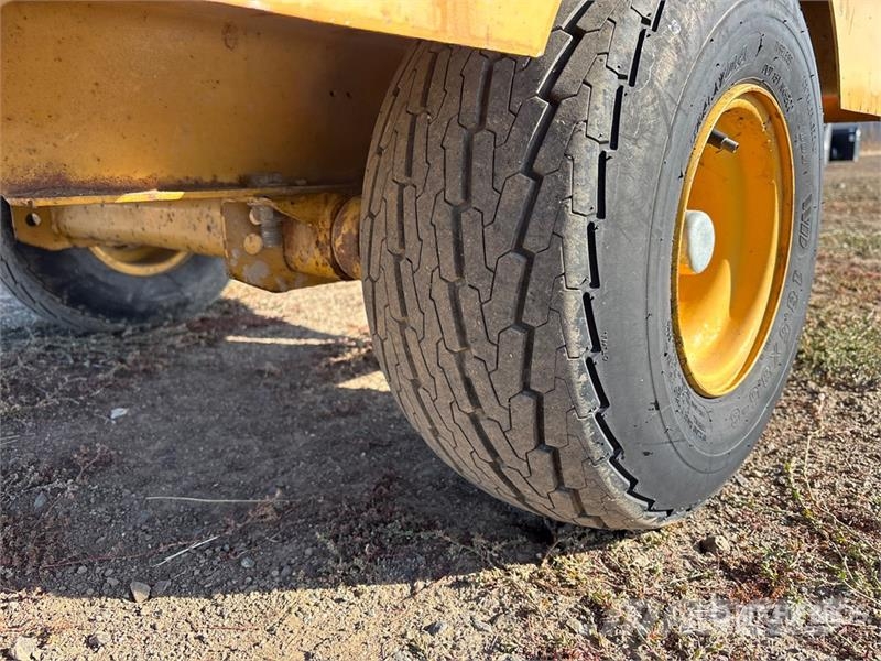 Vermeer BC600XL Tow-Behind Wood Chipper Medienos smulkintuvai