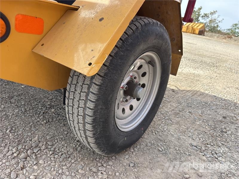 Vermeer BC700XL Tow-Behind Wood Chipper Holzhäcksler