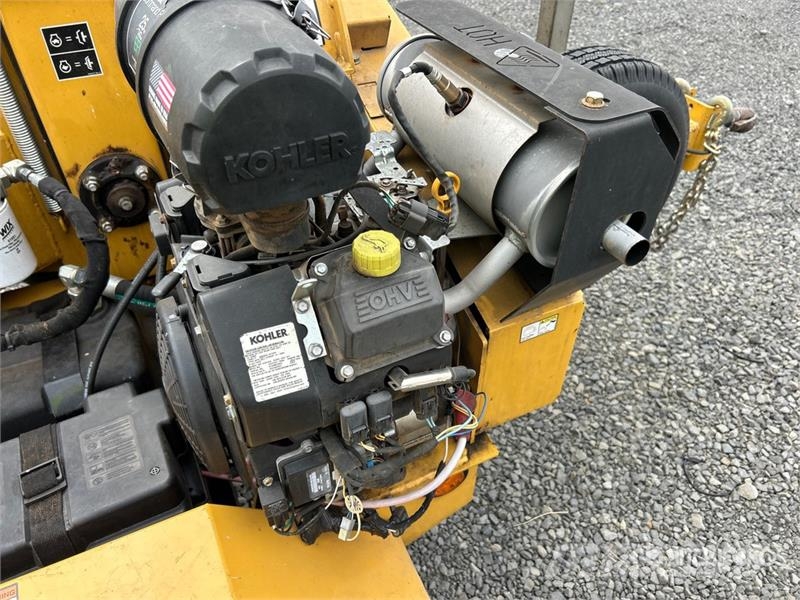 Vermeer BC700XL Tow-Behind Wood Chipper 톱밥제조기