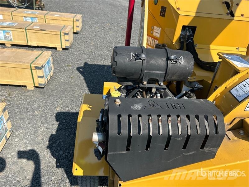 Vermeer BC700XL Tow-Behind Wood Chipper Broyeur de végétaux