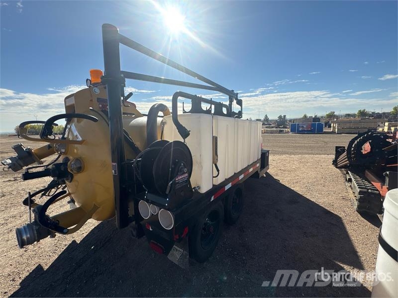 Vermeer LP873SDT 800 gal T/A Vacuum Tanker Trailer Tanker trailers