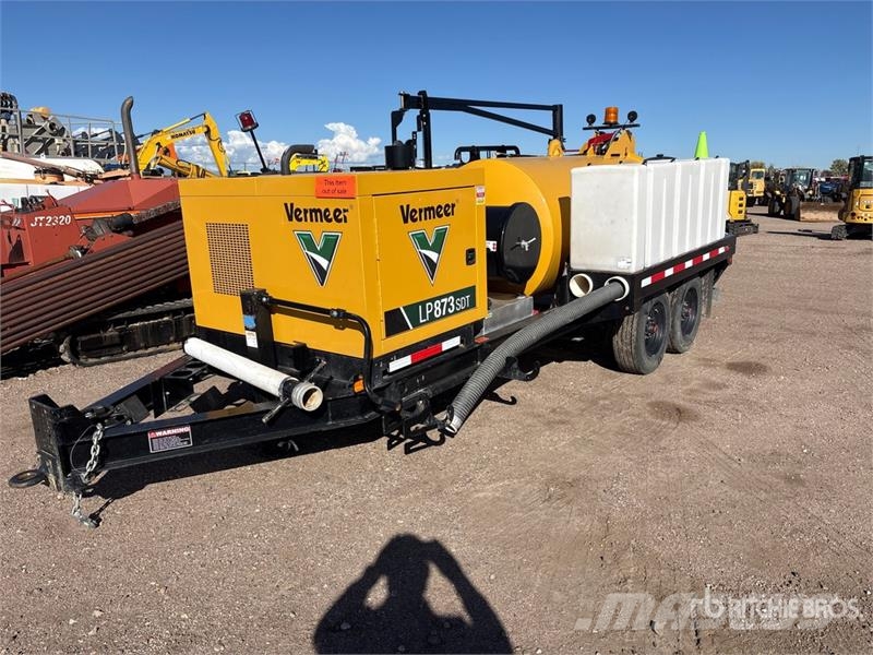 Vermeer LP873SDT 800 gal T/A Vacuum Tanker Trailer Tanker trailers