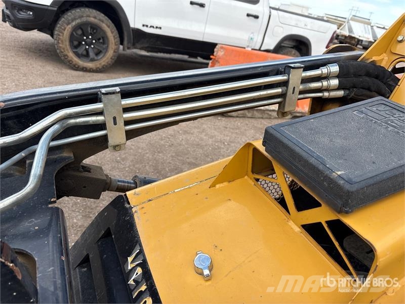 Vermeer Mini Compact Track Loader Lietoti riteņu kompaktiekrāvēji