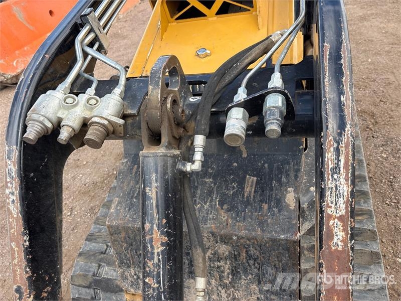 Vermeer Mini Compact Track Loader Lietoti riteņu kompaktiekrāvēji