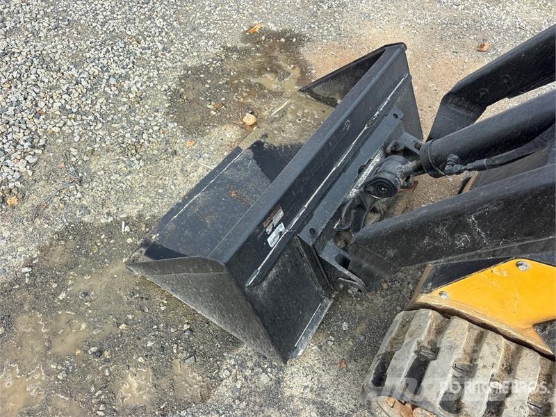 Vermeer S925TX Mini Compact Track Loader Lietoti riteņu kompaktiekrāvēji