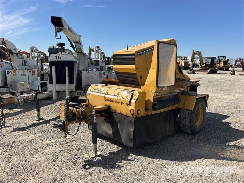 Vermeer SC1102A Tow Behind Stump Grinder Rotacijske brane in multikultivatorji