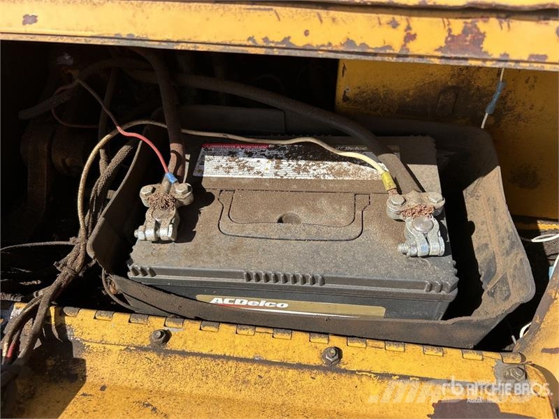 Vermeer SC1102A Tow Behind Stump Grinder Rotacijske brane in multikultivatorji