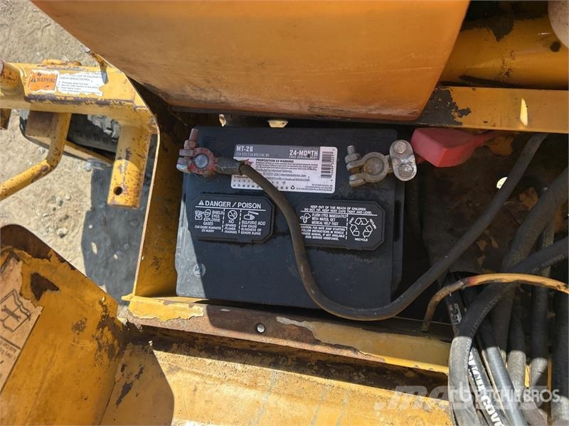 Vermeer SC252 Stump Grinder Randaalid/mullafreesid