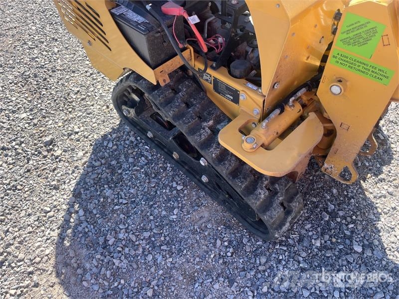 Vermeer SC30TX Walk Behind Stump Grinder الكاسحات وقلابات التربة ذات المحركات