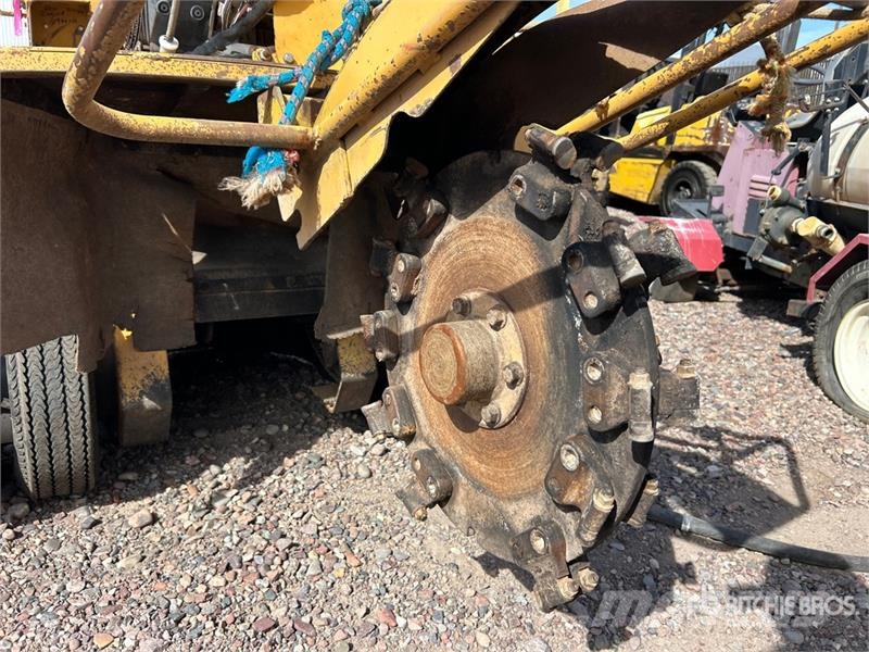 Vermeer SC352 Walk Behind Stump Grinder Kardánhajtású ekék és Forgó-boronák