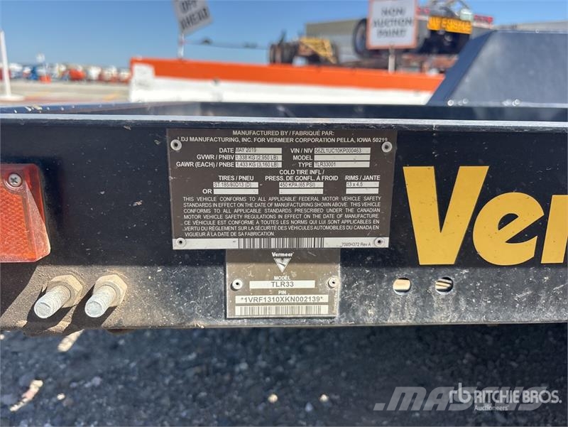 Vermeer TLR33 9 ft S/A Tilt Deck Trailer Plataformas bajas