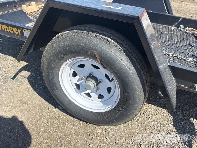 Vermeer TLR33 9 ft S/A Tilt Deck Trailer Plataformas bajas