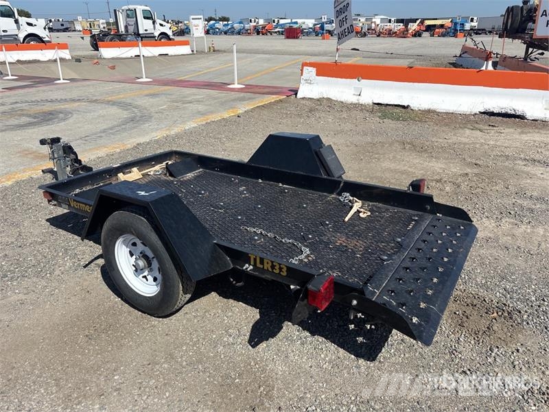 Vermeer TLR33 9 ft S/A Tilt Deck Trailer Plataformas bajas
