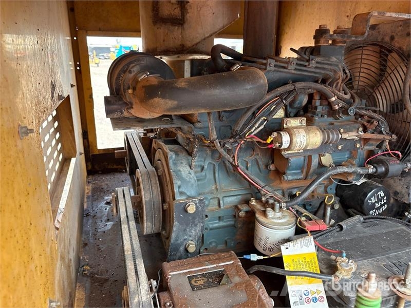 Vermeer V500 500 gal T/A Vacuum Excavation Unit Oprema i rezervni dijelovi za bušenje