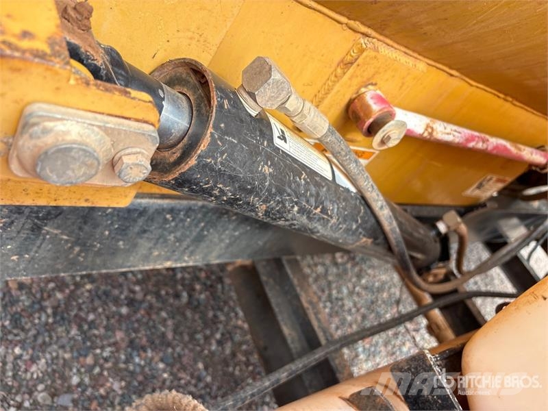Vermeer V500 500 gal T/A Vacuum Excavation Unit Oprema i rezervni dijelovi za bušenje