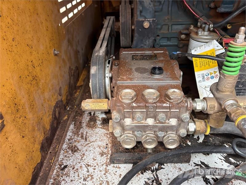 Vermeer V500 500 gal T/A Vacuum Excavation Unit Oprema i rezervni dijelovi za bušenje