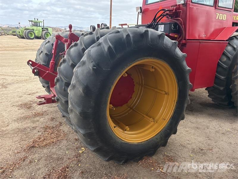 Versatile 700 Articulated 4WD Tractor Lauksaimniecība- Citi