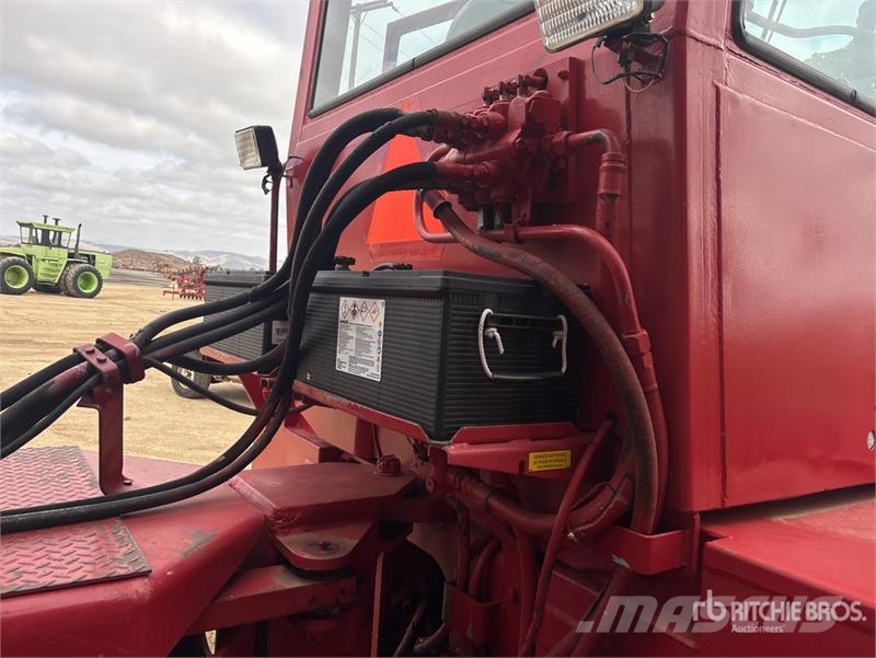 Versatile 700 Articulated 4WD Tractor Lauksaimniecība- Citi