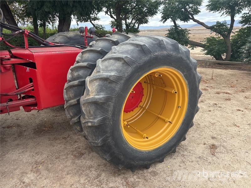 Versatile 700 Articulated 4WD Tractor Lauksaimniecība- Citi