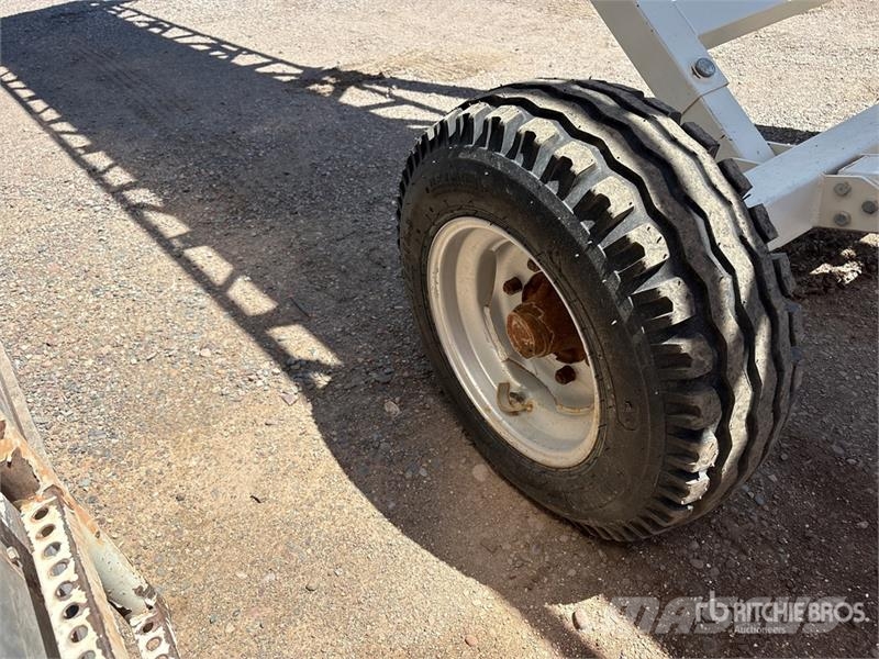 VICKEY 60-36 36 in x 60 ft Portable Radial Stackin 건설 장비 - 기타