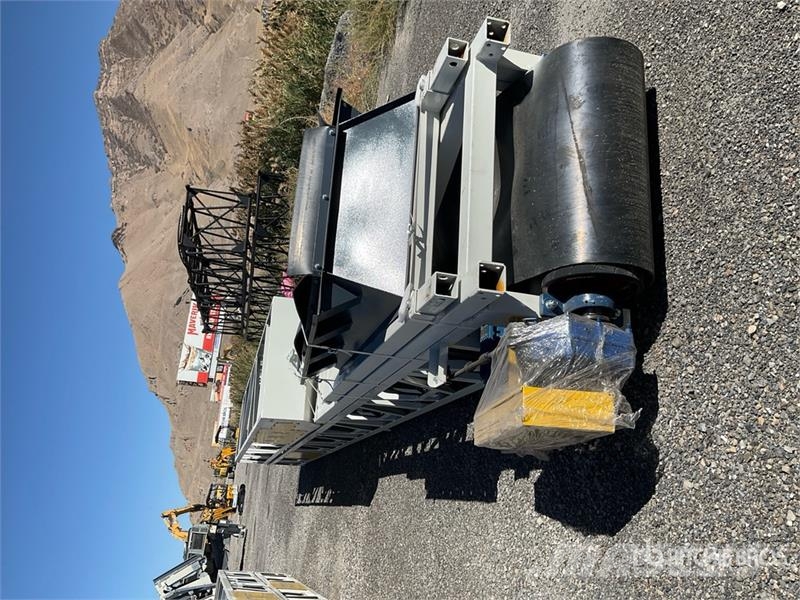 Vickwest PRS36-60 36 in x 60 ft Portable Stacking Conveyor Sonstige Baumaschinen