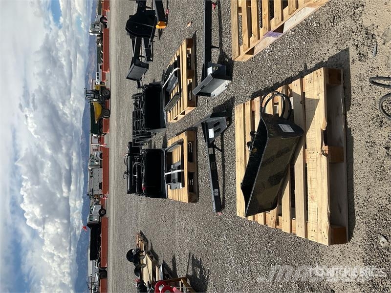 Vicsec VCT600 24 in Tilting Excavator Bucket (Unused) Kanalak