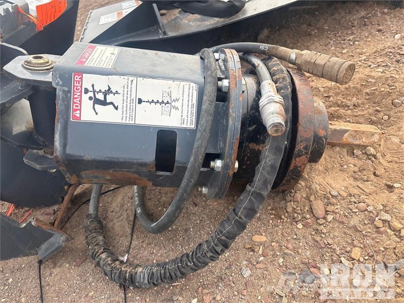 Virnig ADV36 Skid Steer Auger Urbji