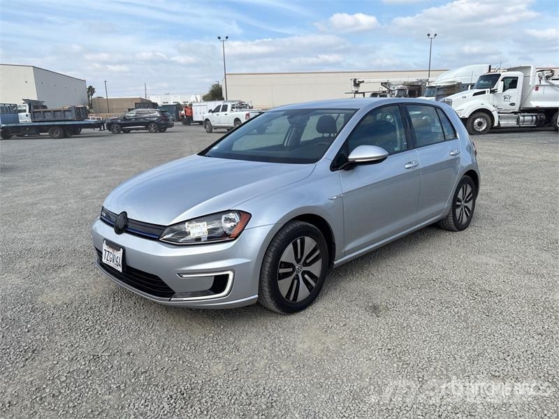 Volkswagen eGolf Automobile Automašīnas