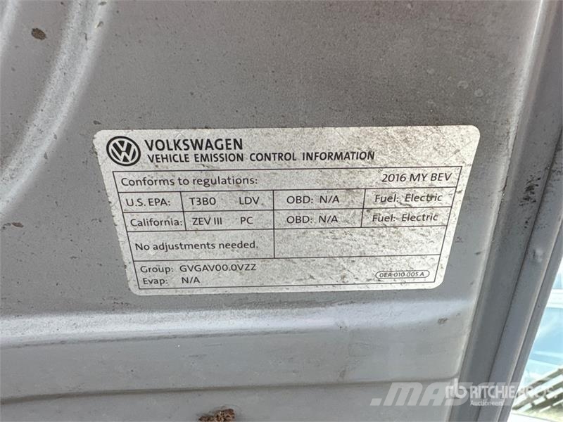 Volkswagen eGolf Automobile Automašīnas