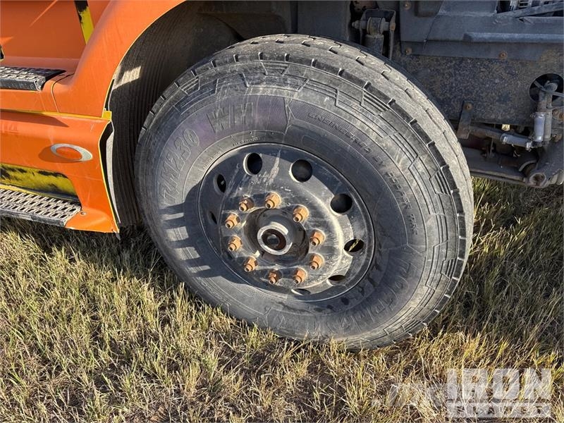 Volvo 8x4 Roll-Off Truck Komunalni tovornjaki