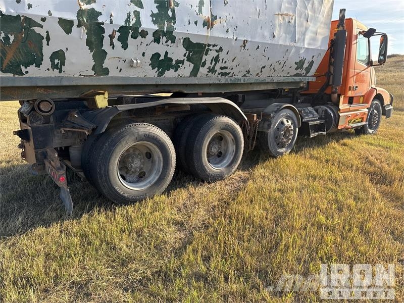 Volvo 8x4 Roll-Off Truck Komunalni tovornjaki