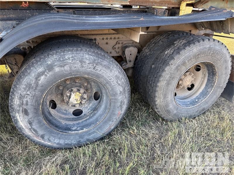 Volvo 8x4 Roll-Off Truck Komunalni tovornjaki