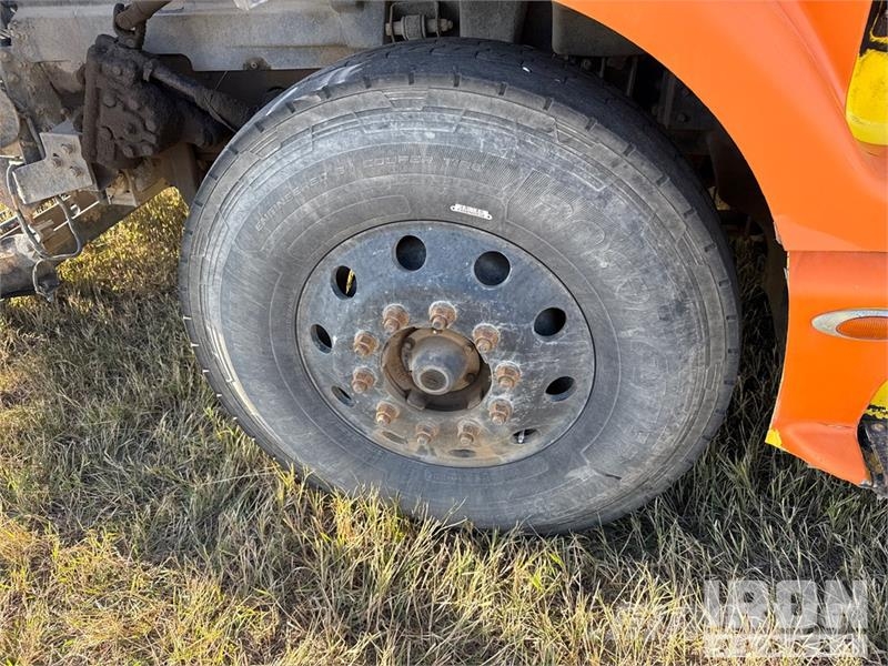 Volvo 8x4 Roll-Off Truck Komunalni tovornjaki