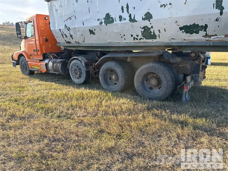 Volvo 8x4 Roll-Off Truck Komunalni tovornjaki