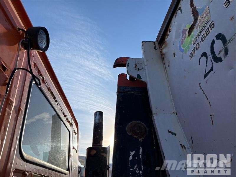 Volvo 8x4 Roll-Off Truck Komunalni tovornjaki