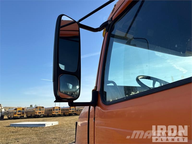 Volvo 8x4 Roll-Off Truck Komunalni tovornjaki