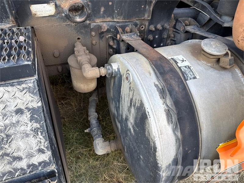 Volvo 8x4 Roll-Off Truck Komunalni tovornjaki