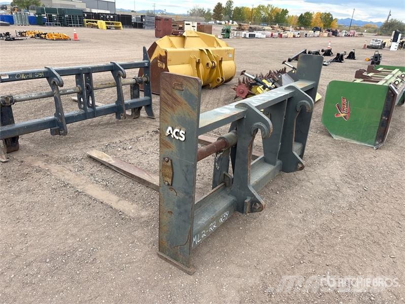 Volvo 94 in Wheel Loader Forks Vilice