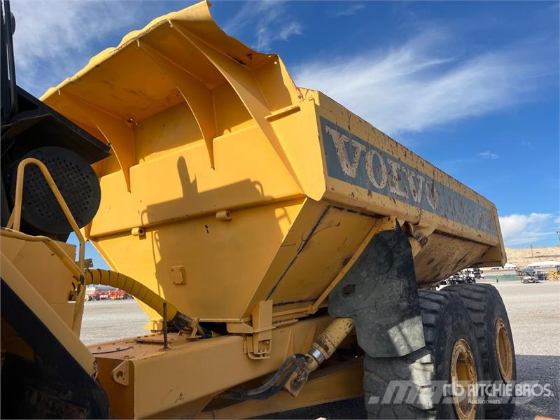 Volvo A35C 鉸接式起吊車