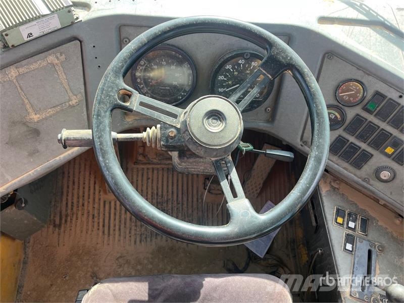 Volvo A35C 鉸接式起吊車
