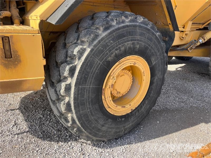 Volvo A35C 鉸接式起吊車